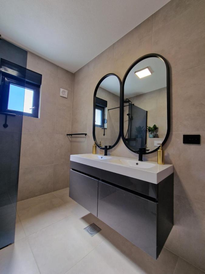 Big Panorama Villa, For 21 Person In Omis Celina Eksteriør billede